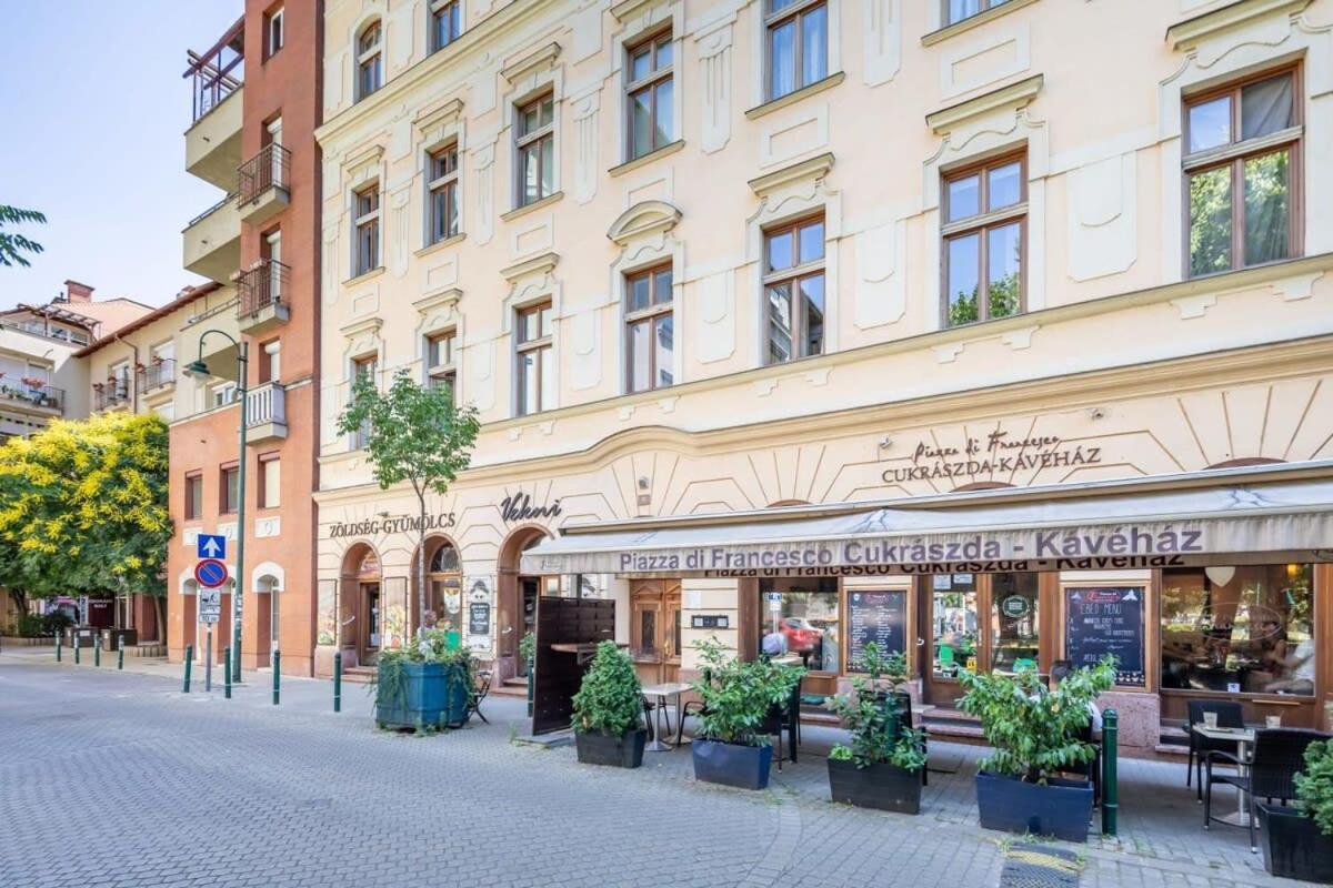 Ferienwohnung Sunny Balcony - Cute And Cozy Budapest Exterior foto